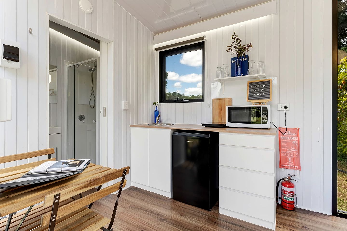 Amazing Tiny House with Fire Pit in Greens Creek, Queensland