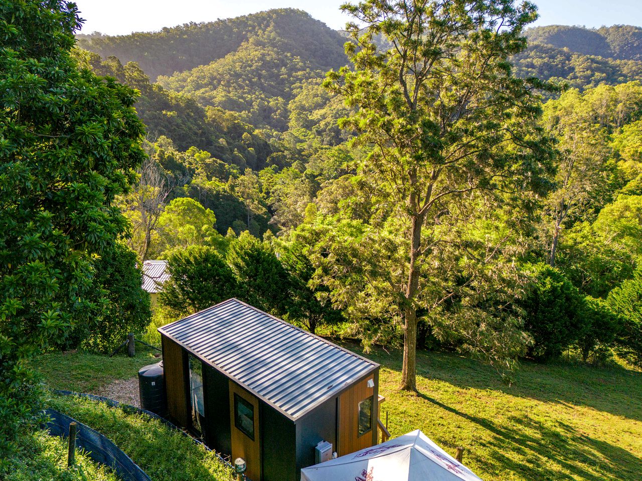 Tiny Houses (Australia, Tamborine Mountain, Queensland)