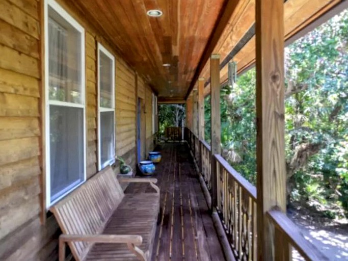 Beach Houses (Melbourne Beach, Florida, United States)