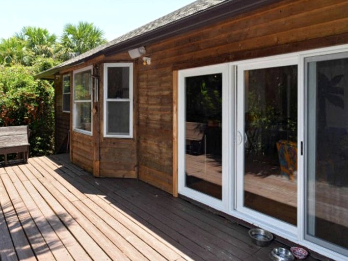 Beach Houses (Melbourne Beach, Florida, United States)