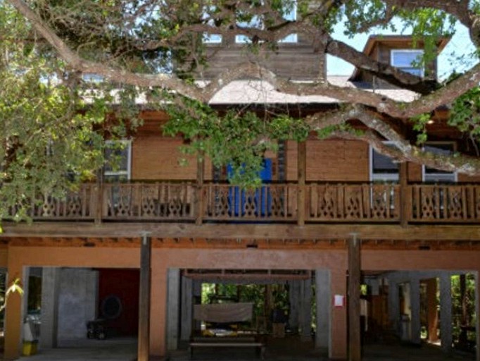 Beach Houses (Melbourne Beach, Florida, United States)