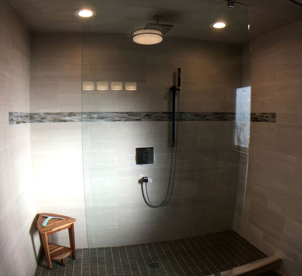 Cozy Cabin Retreat with Stunning Views of Yellowstone National Park in Montana