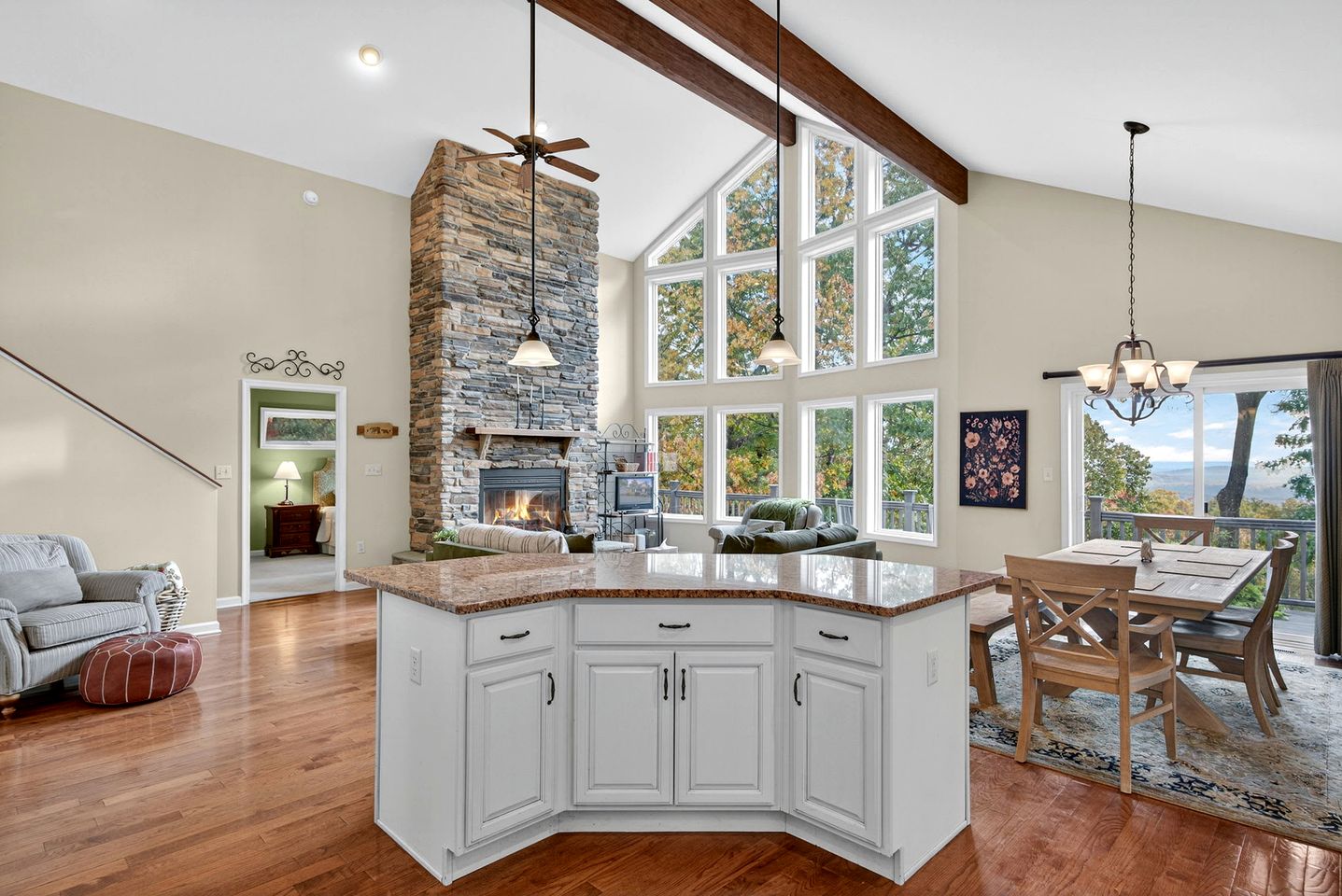 Scenic Dog-Friendly Mountain Chalet with Panoramic Views & Game Loft Near Berkeley Springs, Hedgesville, WV