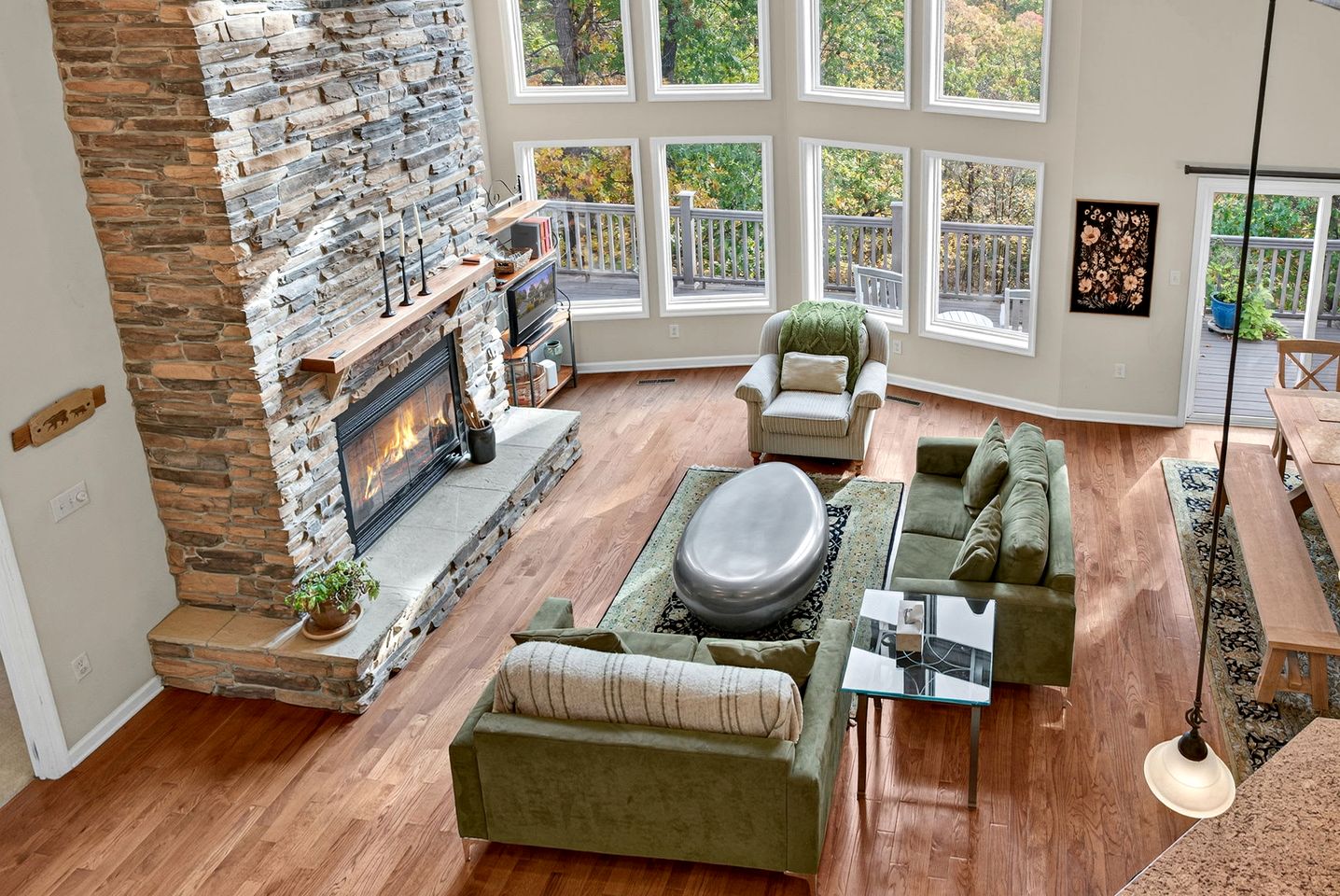 Scenic Dog-Friendly Mountain Chalet with Panoramic Views & Game Loft Near Berkeley Springs, Hedgesville, WV