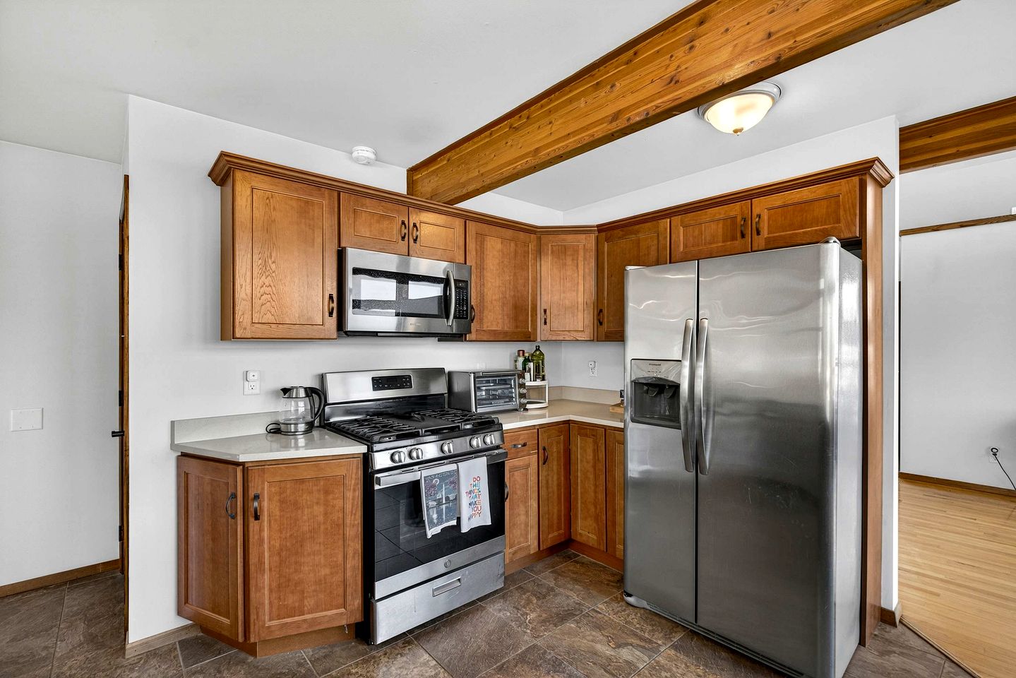 Modern Mountain Cabin with Hot Tub and Game Room Near Moorefield, West Virginia