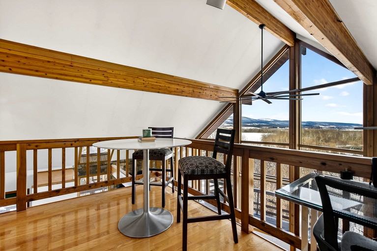 Cabins (United States of America, Moorefield, West Virginia)