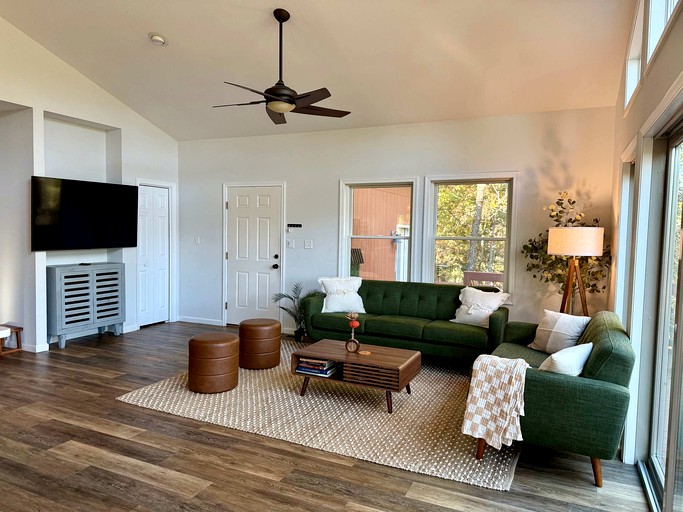 Vacation Rentals (United States of America, Great Cacapon, West Virginia)