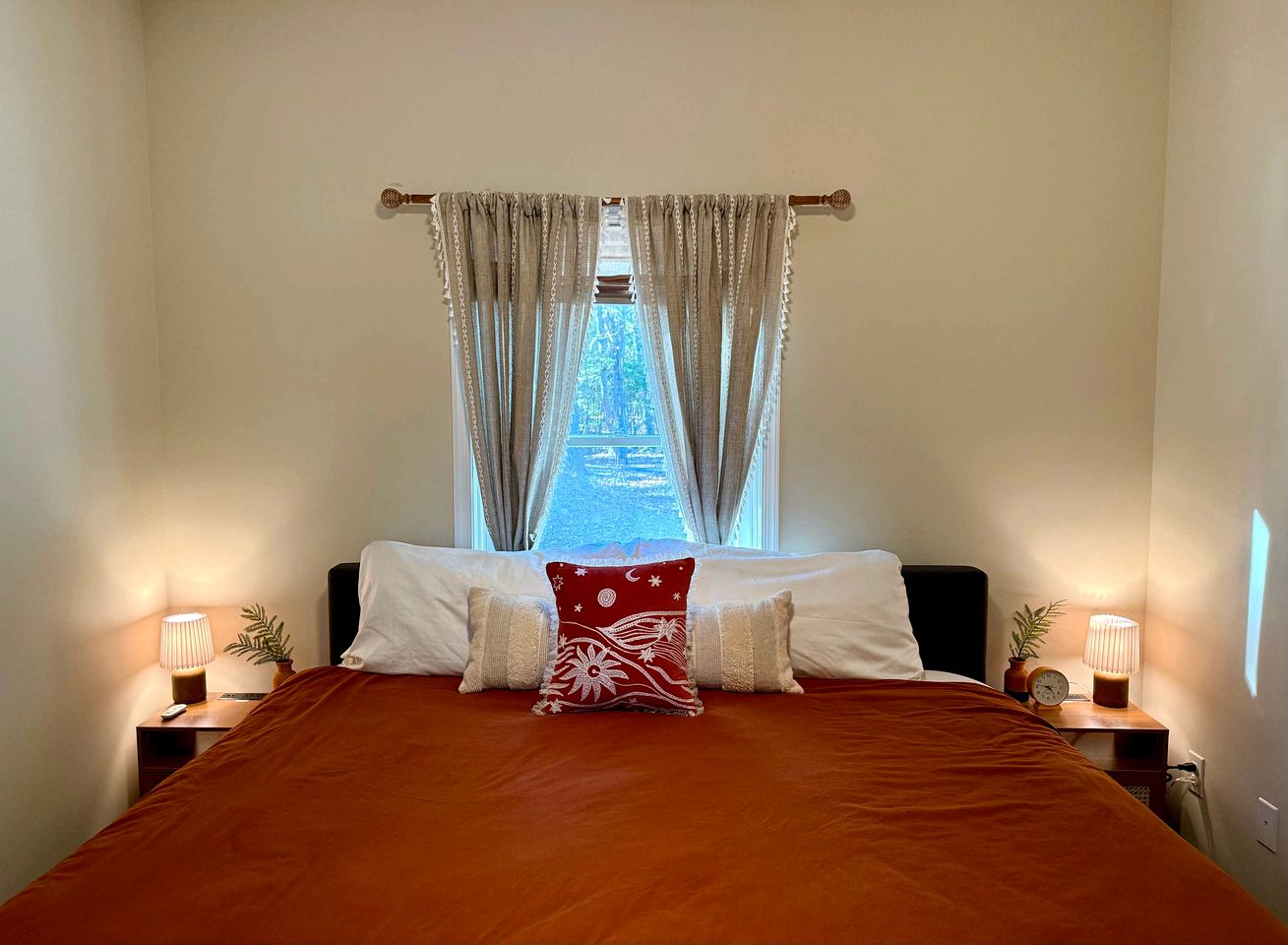 Stunning Mountain Retreat with Private River Access Near Berkeley Springs | Great Cacapon, West Virginia