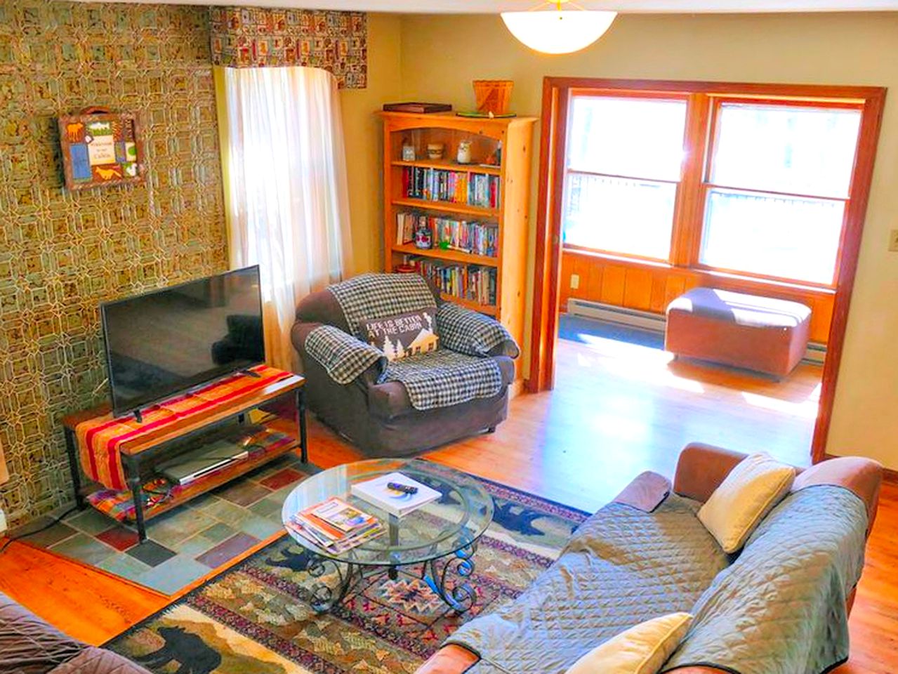 Lakefront Cabin Rental with Incredible Sunsets on Lake Wallenpaupack, Pennsylvania