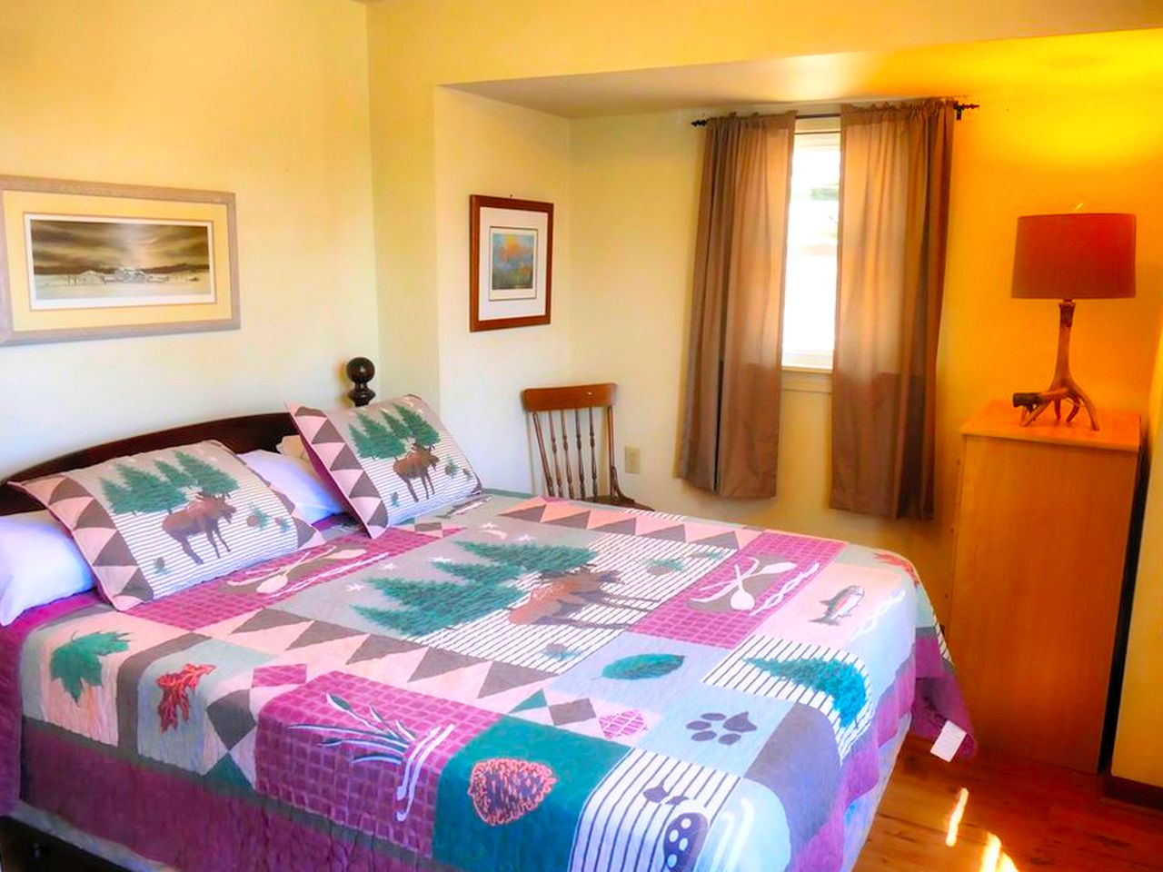 Lakefront Cabin Rental with Incredible Sunsets on Lake Wallenpaupack, Pennsylvania