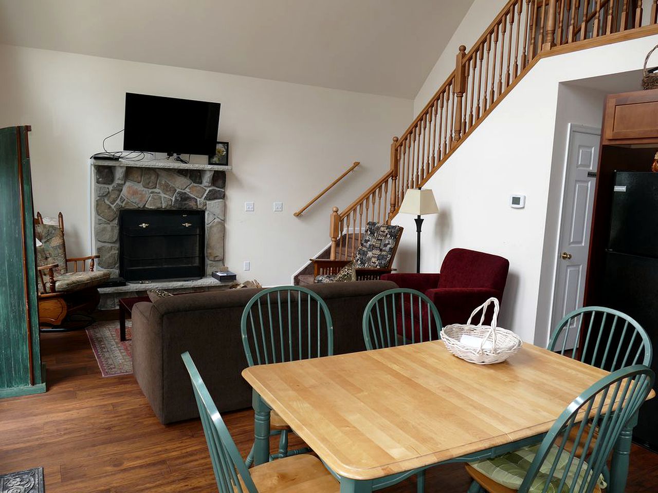 Lakefront Vacation Rental with Superb Views over Lake Wallenpaupack in Hawley, Pennsylvania