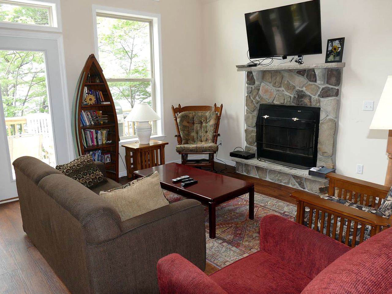 Lakefront Vacation Rental with Superb Views over Lake Wallenpaupack in Hawley, Pennsylvania