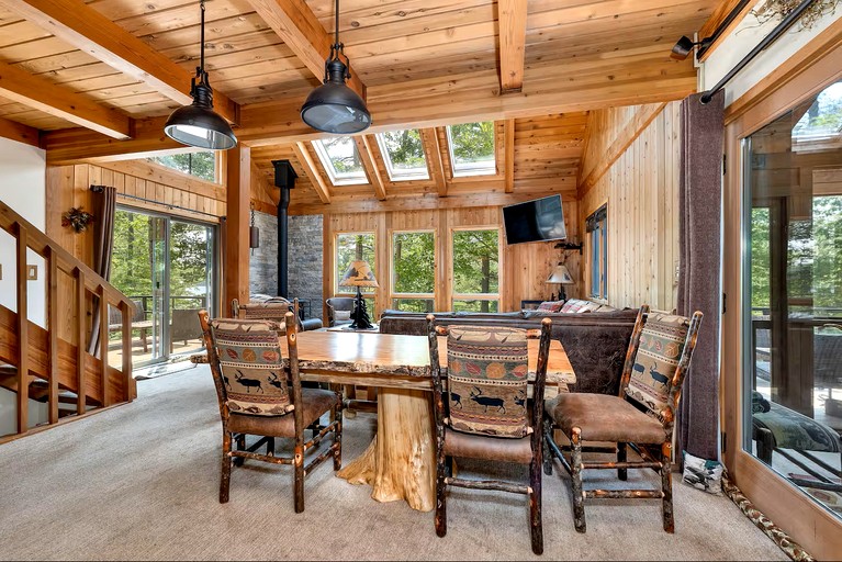 Vacation Rentals (United States of America, --, --)