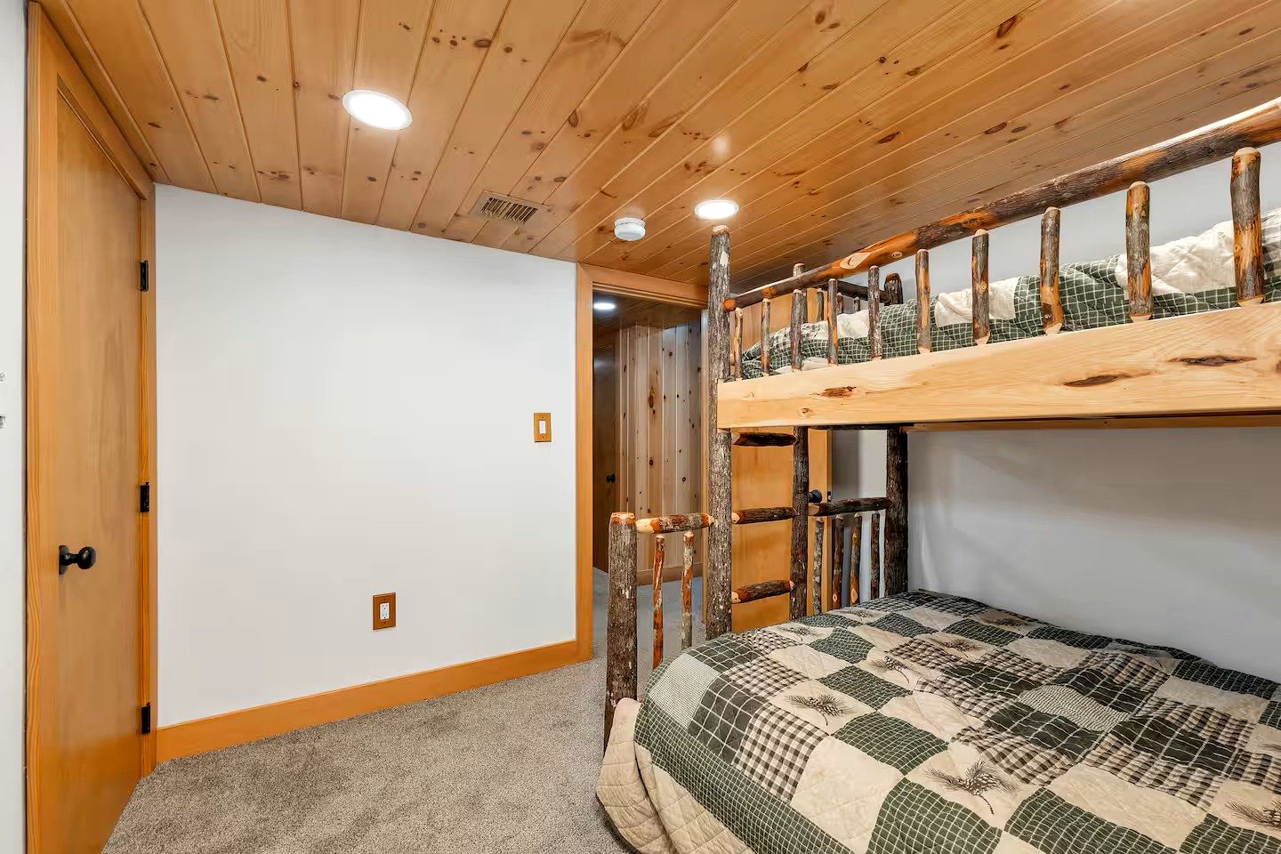 Scenic Lakefront Escape with Kayaks and Canoes in Meredith, New Hampshire