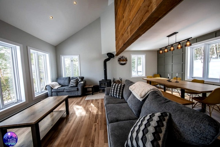 Cabins (Canada, Saint Come, Quebec)