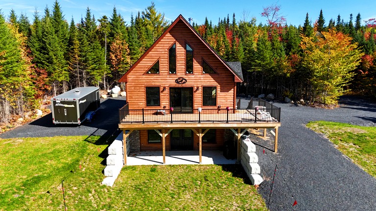 Cabins (United States of America, Greenville, Maine)