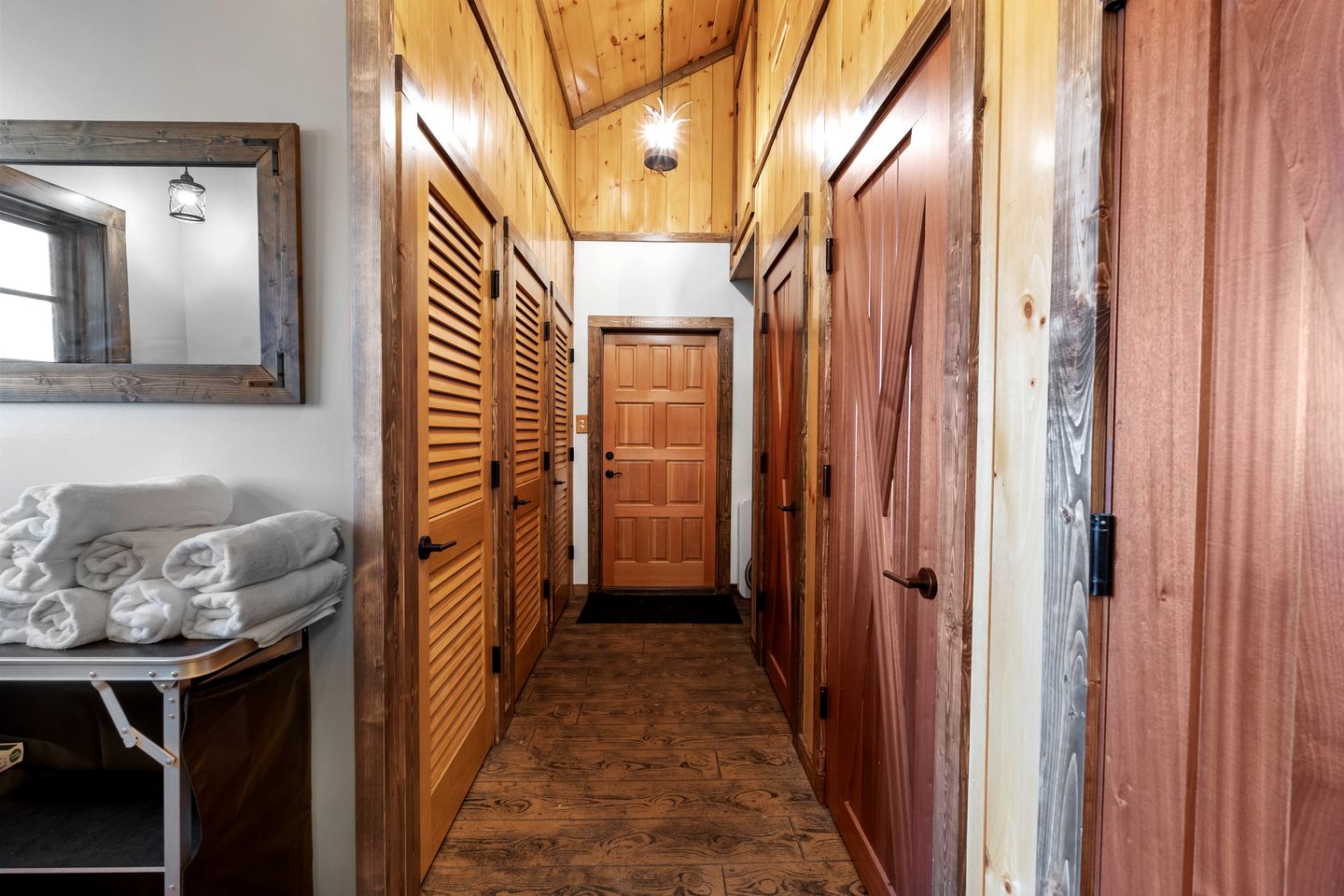 Amazing Yurt Ideal for a Secluded Scape in Hot Springs, North Carolina