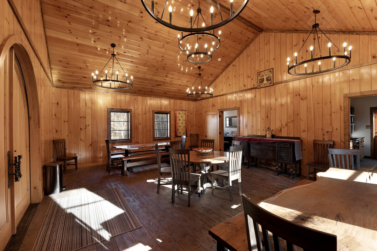 Amazing Yurt Ideal for a Secluded Scape in Hot Springs, North Carolina