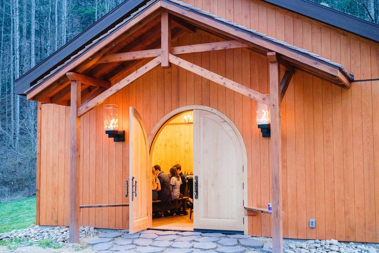 Amazing Yurt Ideal for a Secluded Scape in Hot Springs, North Carolina