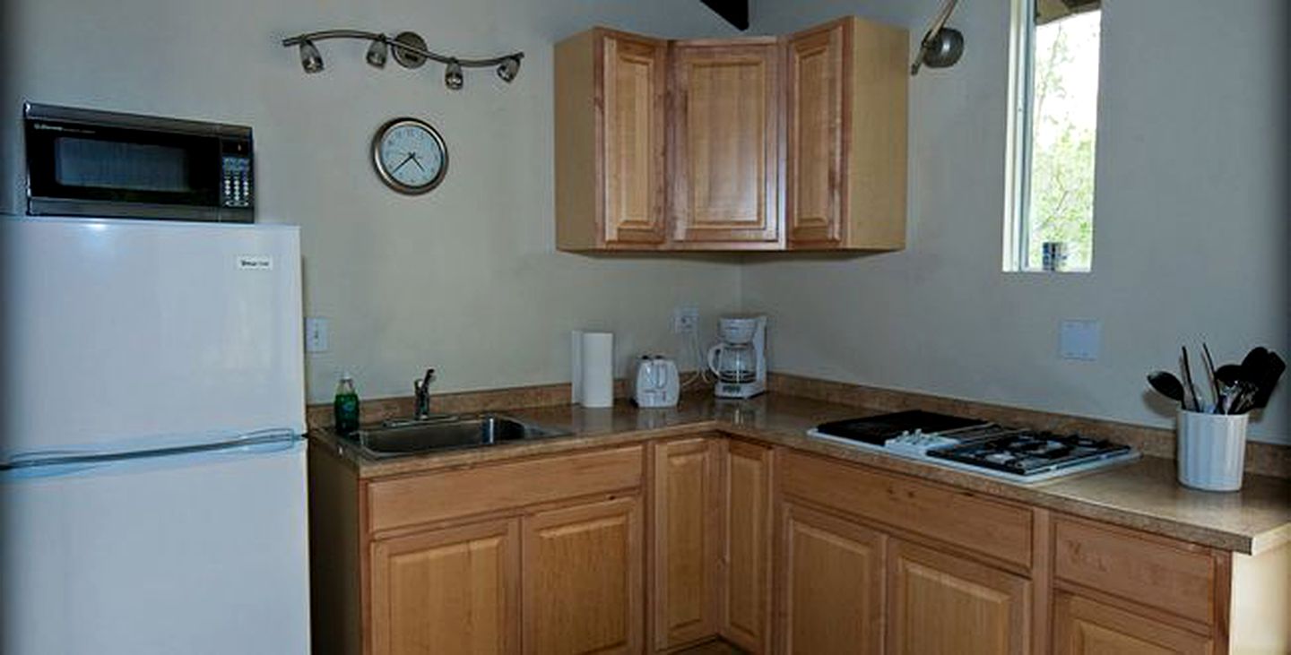 Riverfront Cabins for Rent on the American River in Sacramento