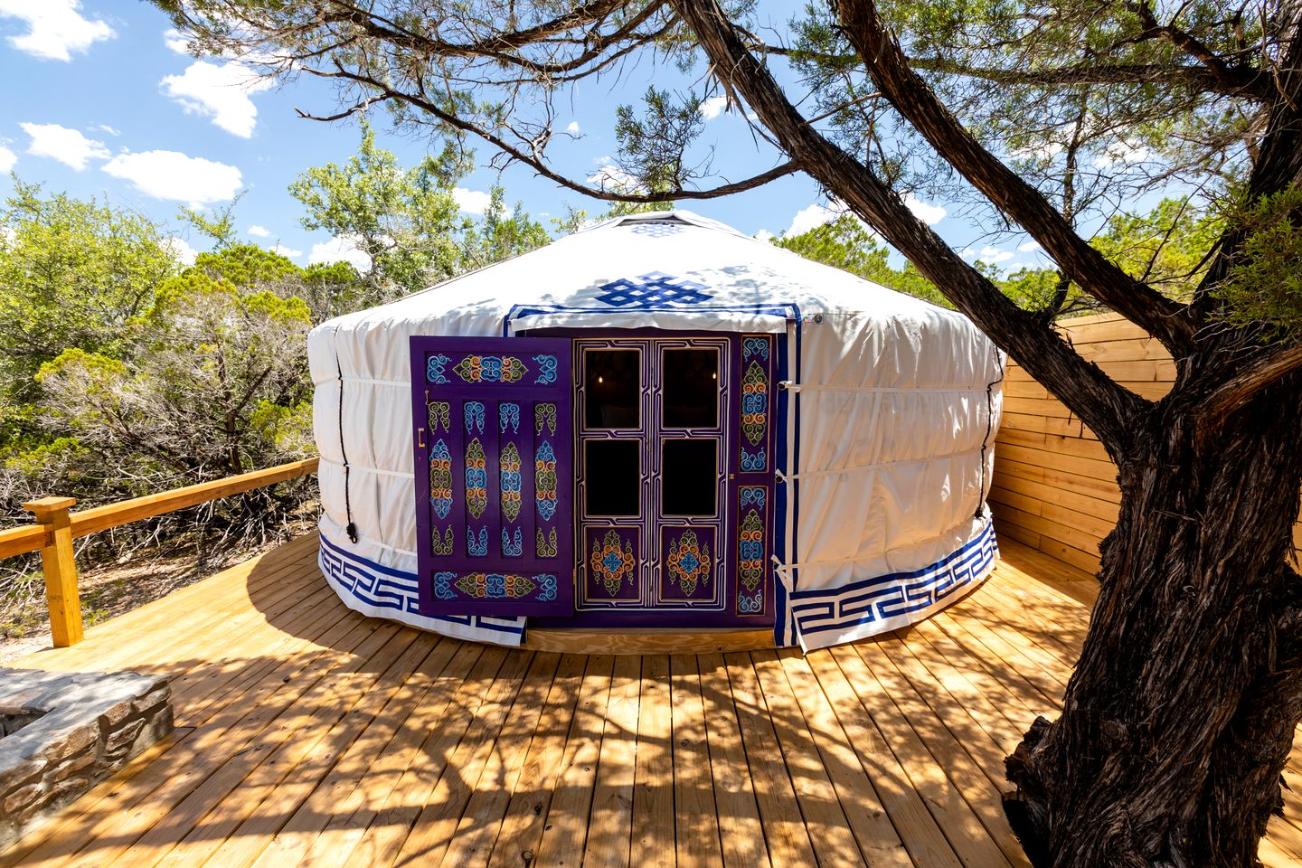 Luxurious Romantic Yurt with Hot Tub in Dripping Springs, Texas
