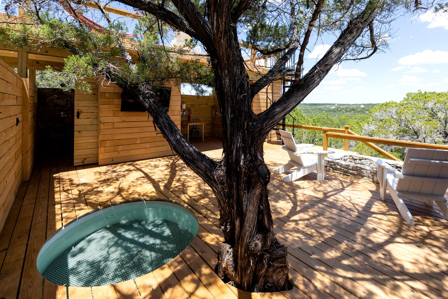 Luxurious Romantic Yurt with Hot Tub in Dripping Springs, Texas