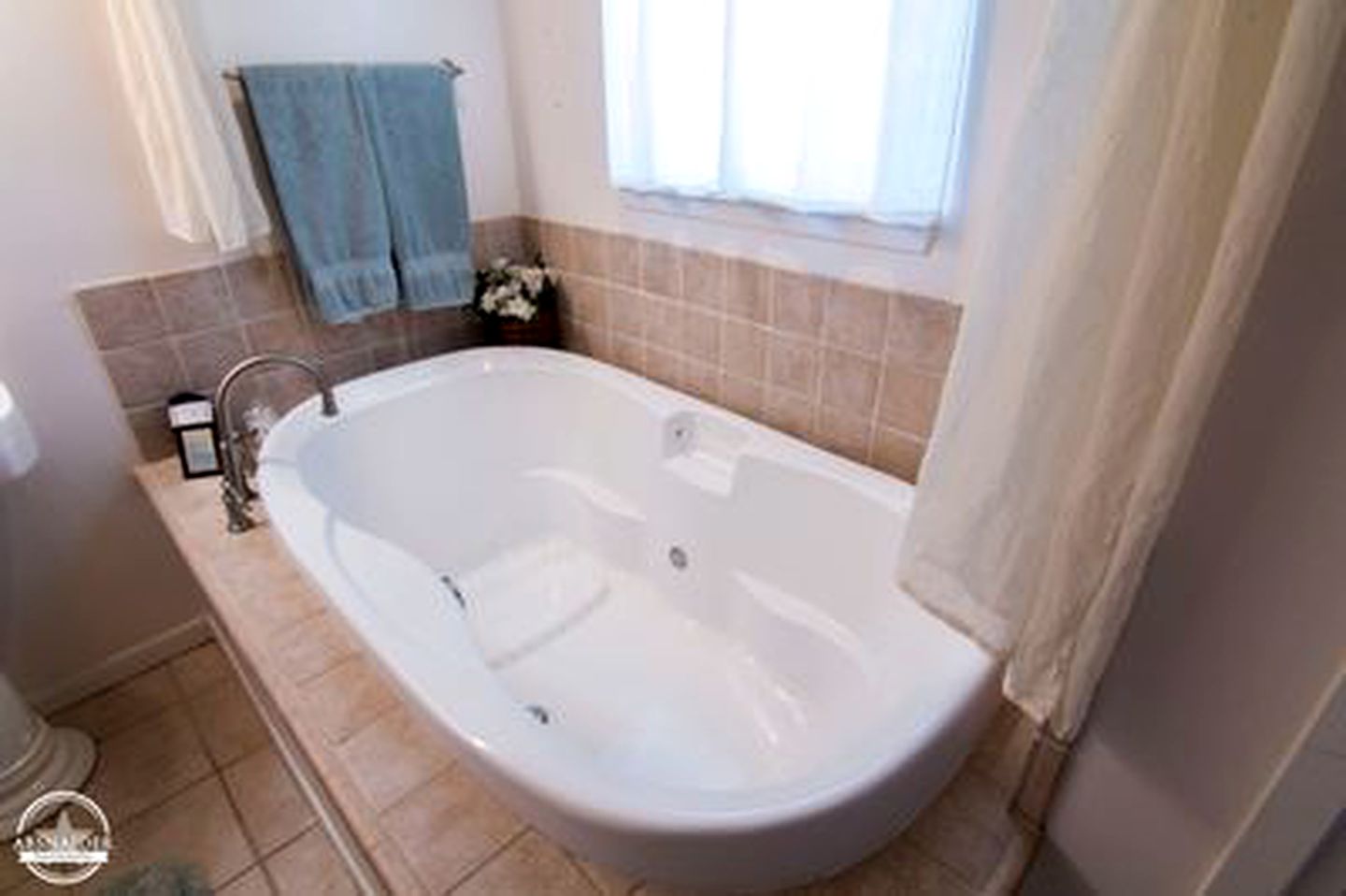 Beautiful Cottage Suite in Texas Wine Country near Fredericksburg, Texas