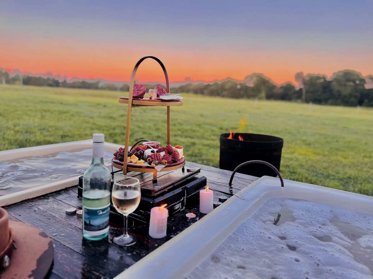 Andromache River Tiny House for Coastal Glamping near Airlie Beach