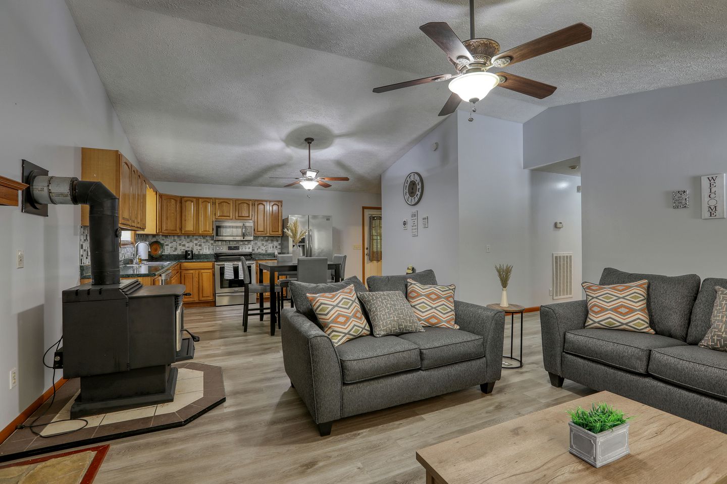 Glamping Cabin in Tennessee's Scenic Landscapes for the Best Vacation in the Great Smokies