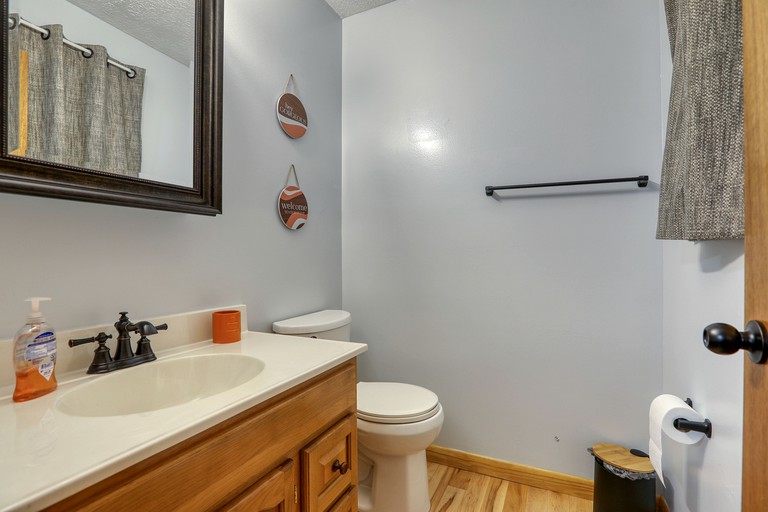 Floating Homes (United States of America, Cosby, Tennessee)