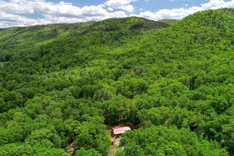 Floating Homes (United States of America, Cosby, Tennessee)