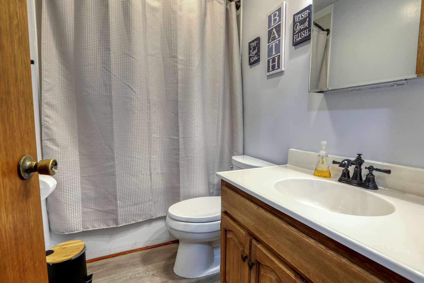 Glamping Cabin in Tennessee's Scenic Landscapes for the Best Vacation in the Great Smokies