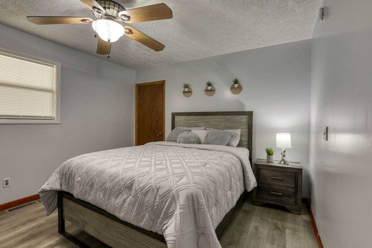 Glamping Cabin in Tennessee's Scenic Landscapes for the Best Vacation in the Great Smokies