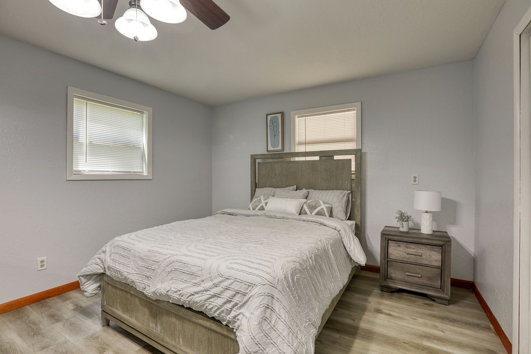 Floating Homes (United States of America, Cosby, Tennessee)