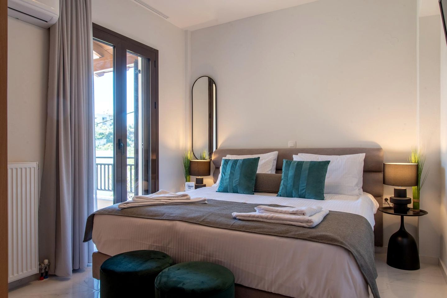 Spacious Renovated Villa with Private Pool near the Beach in Sfakaki, Rethymno