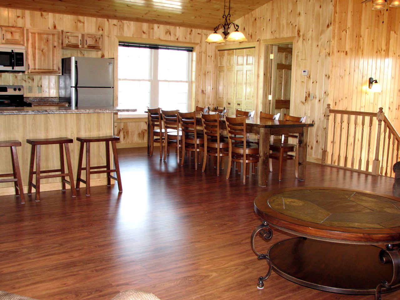 Splendid Accommodation Rental Perfect for a Family Getaway in Cape Vincent, New York