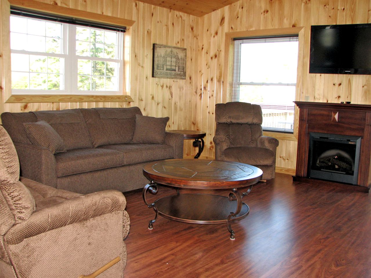 Splendid Accommodation Rental Perfect for a Family Getaway in Cape Vincent, New York