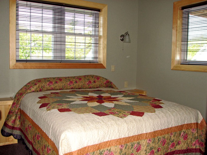 Vacation Rentals (Cape Vincent, New York, United States)