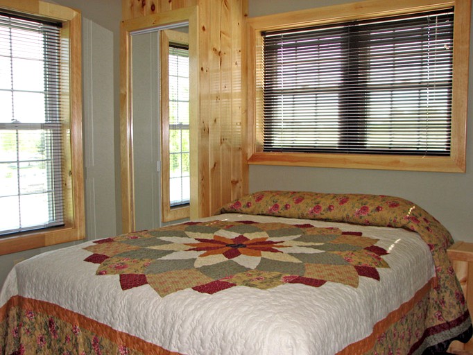 Angel Rock Waterfront Cottages and Vacation Homes 5 Bedroom Vacation