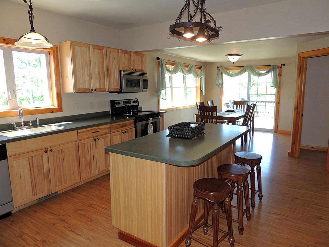 Beautiful Vacation Rental Close to the Saint Lawrence River in Clayton, New York