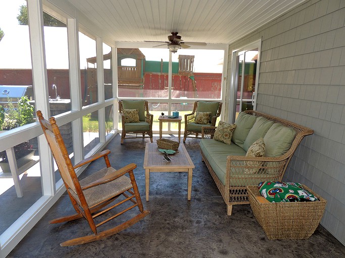 Vacation Rentals (Cape Vincent, New York, United States)