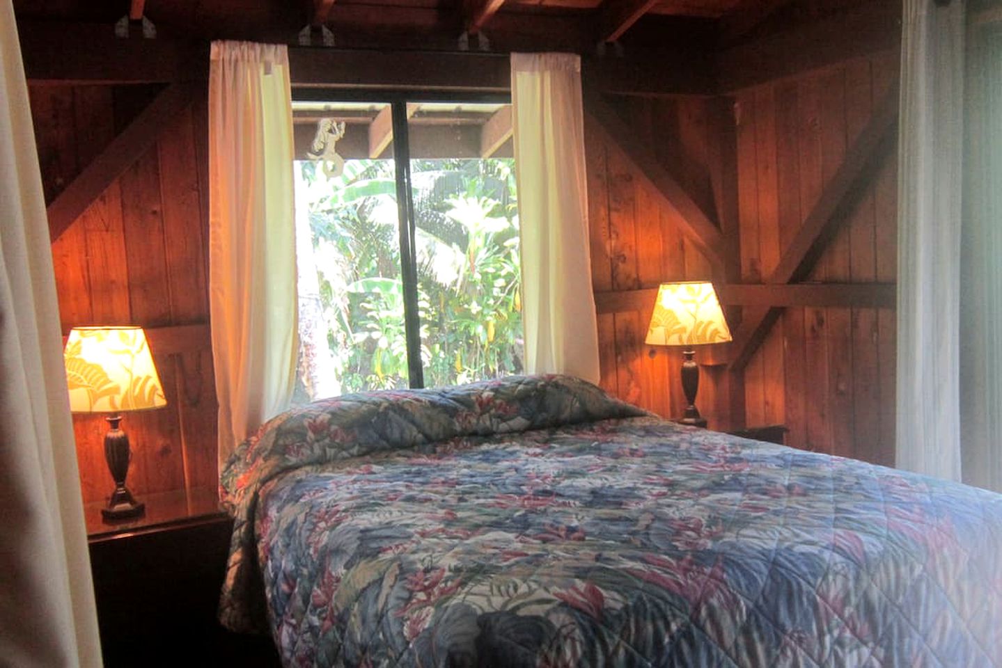 Peaceful and Private Glamping Retreat close to Famous Kehena Beach in Pahoa, Hawaii