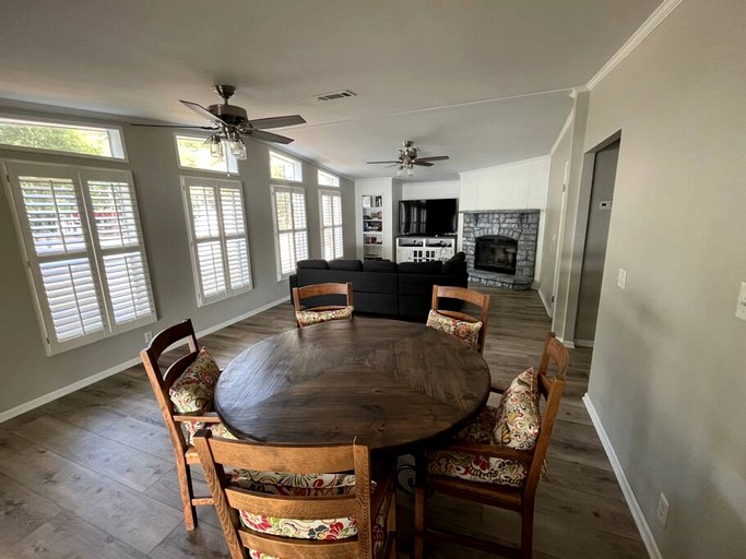 Vacation Rentals (United States of America, Hemphill, Texas)