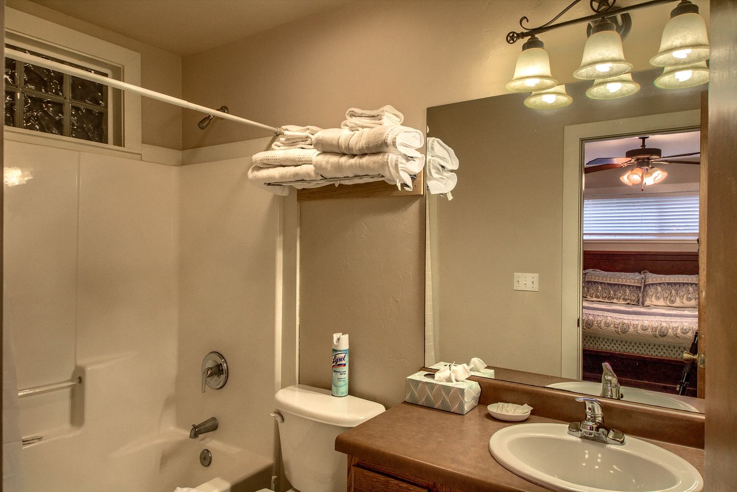 Family-Friendly Cottage with Garden Great to Recharge in Fredericksburg, Texas