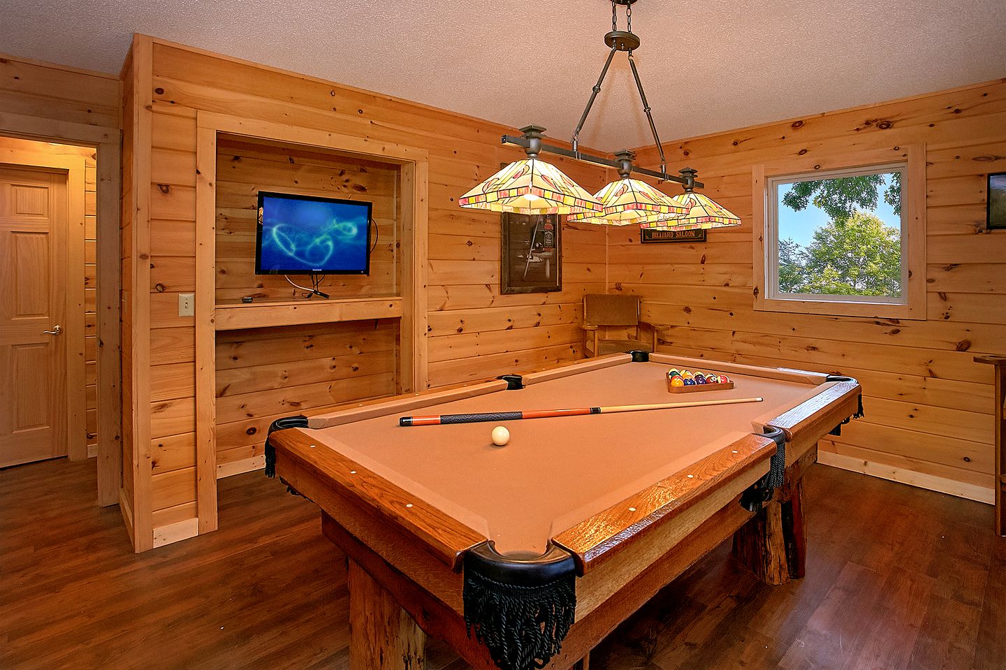 Romantic Gatlinburg Accommodation for a Getaway in Tennessee