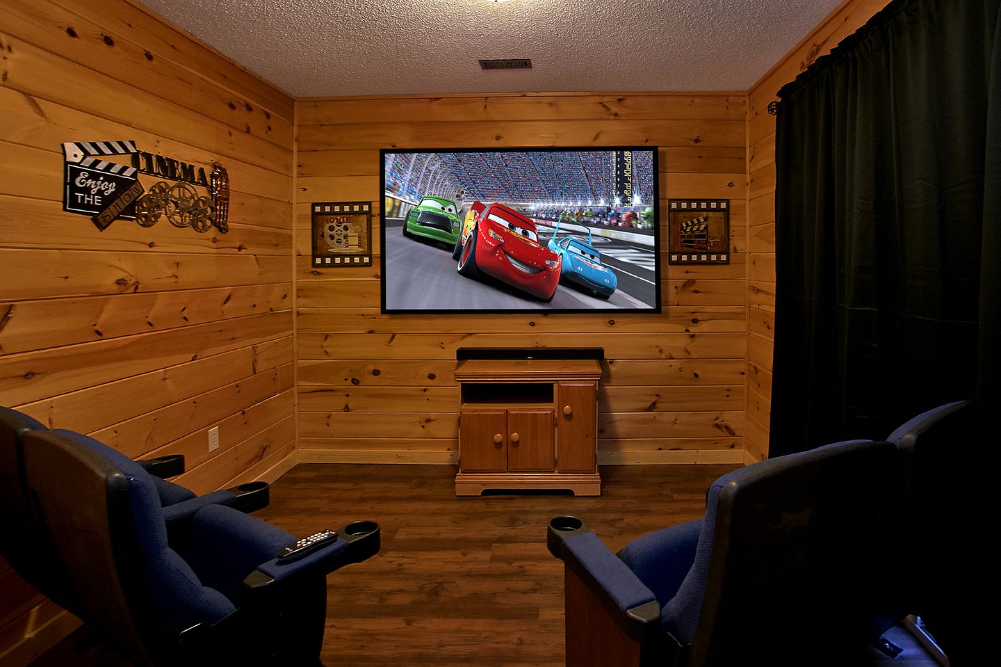 Romantic Gatlinburg Accommodation for a Getaway in Tennessee