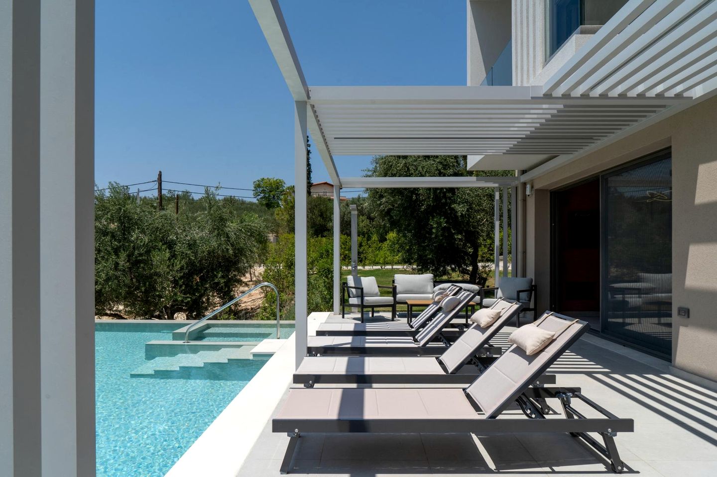 Luminous Villa Oasis near Cretan Mountains in Greece