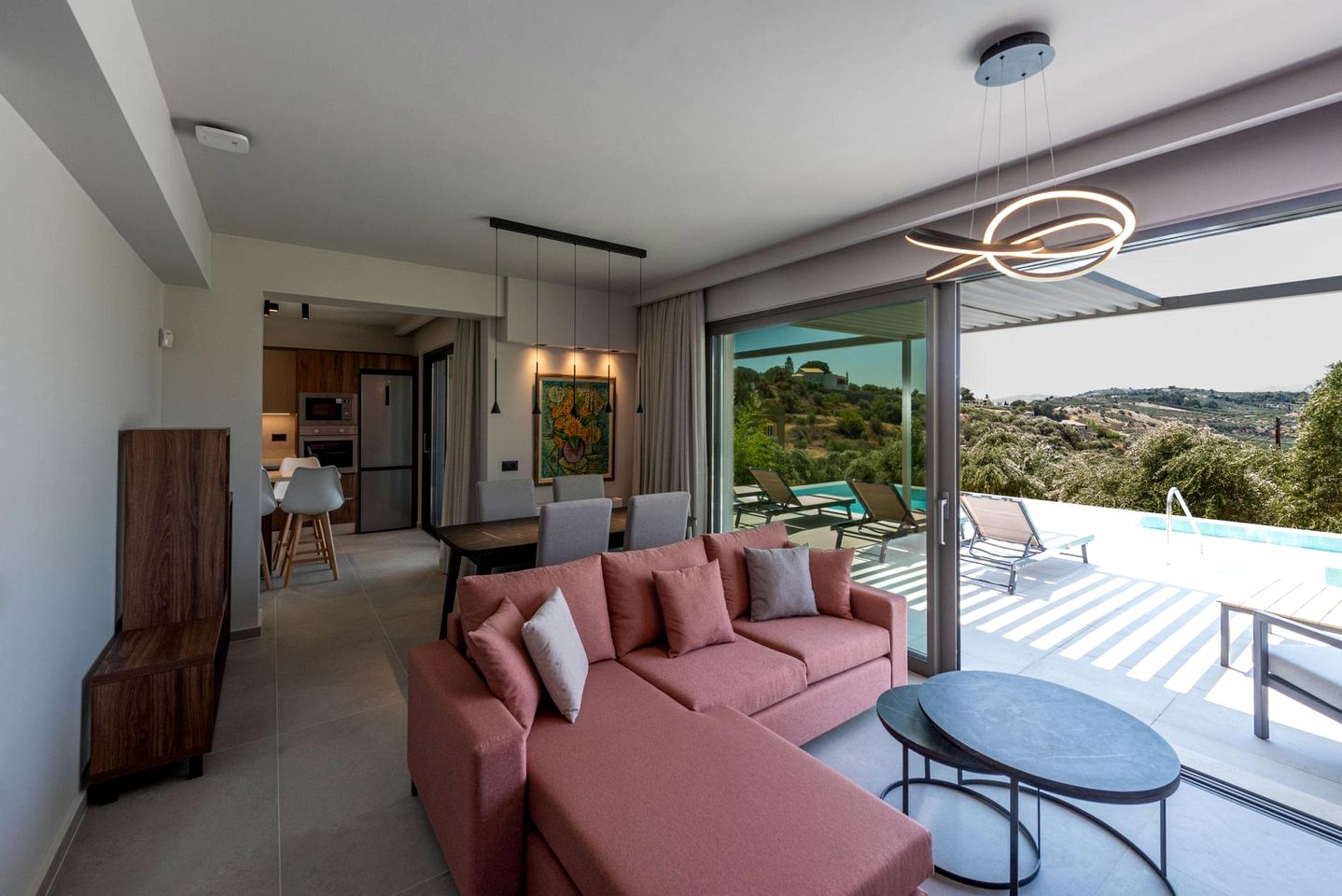 Luminous Villa Oasis near Cretan Mountains in Greece