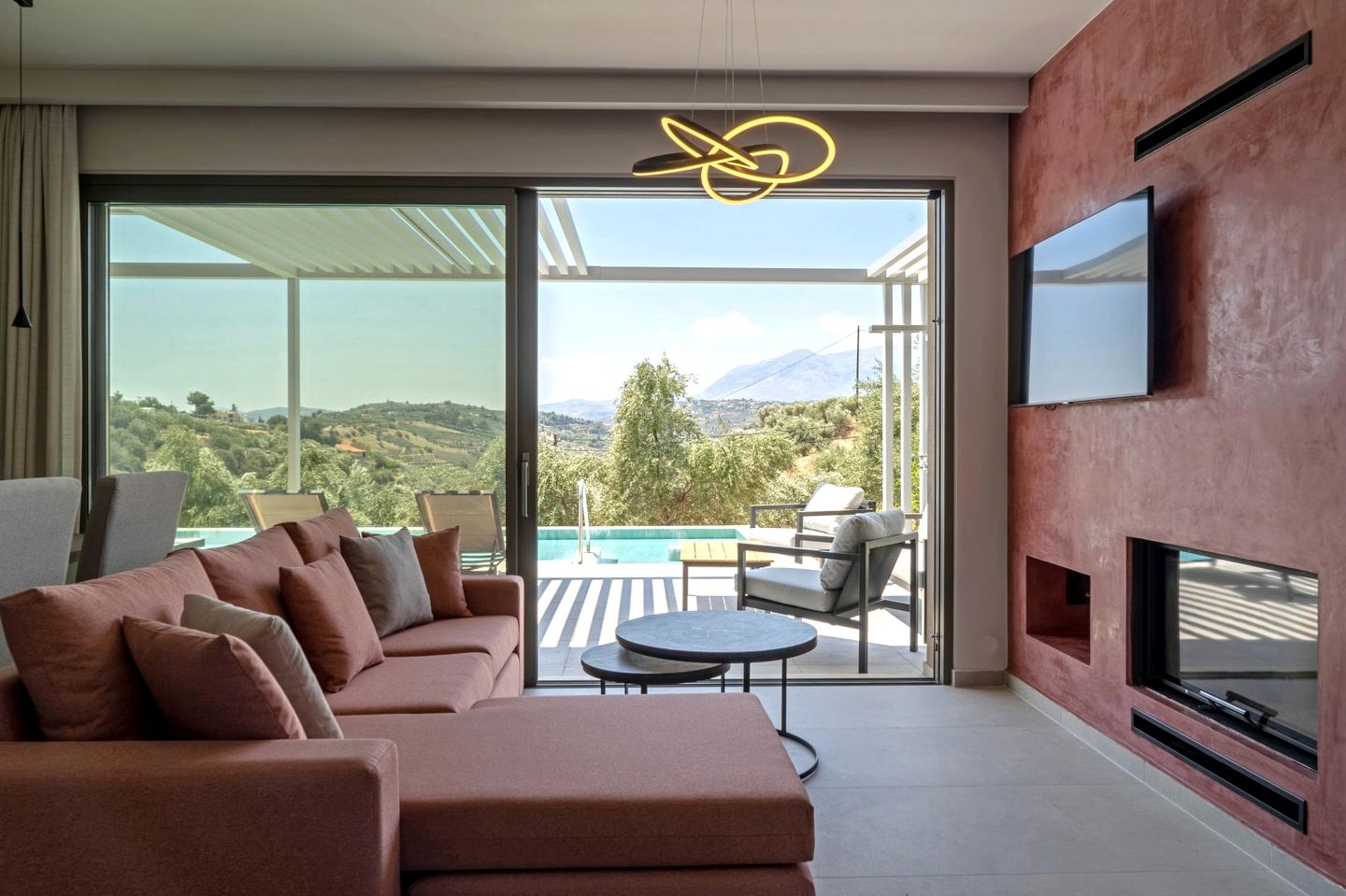 Luminous Villa Oasis near Cretan Mountains in Greece