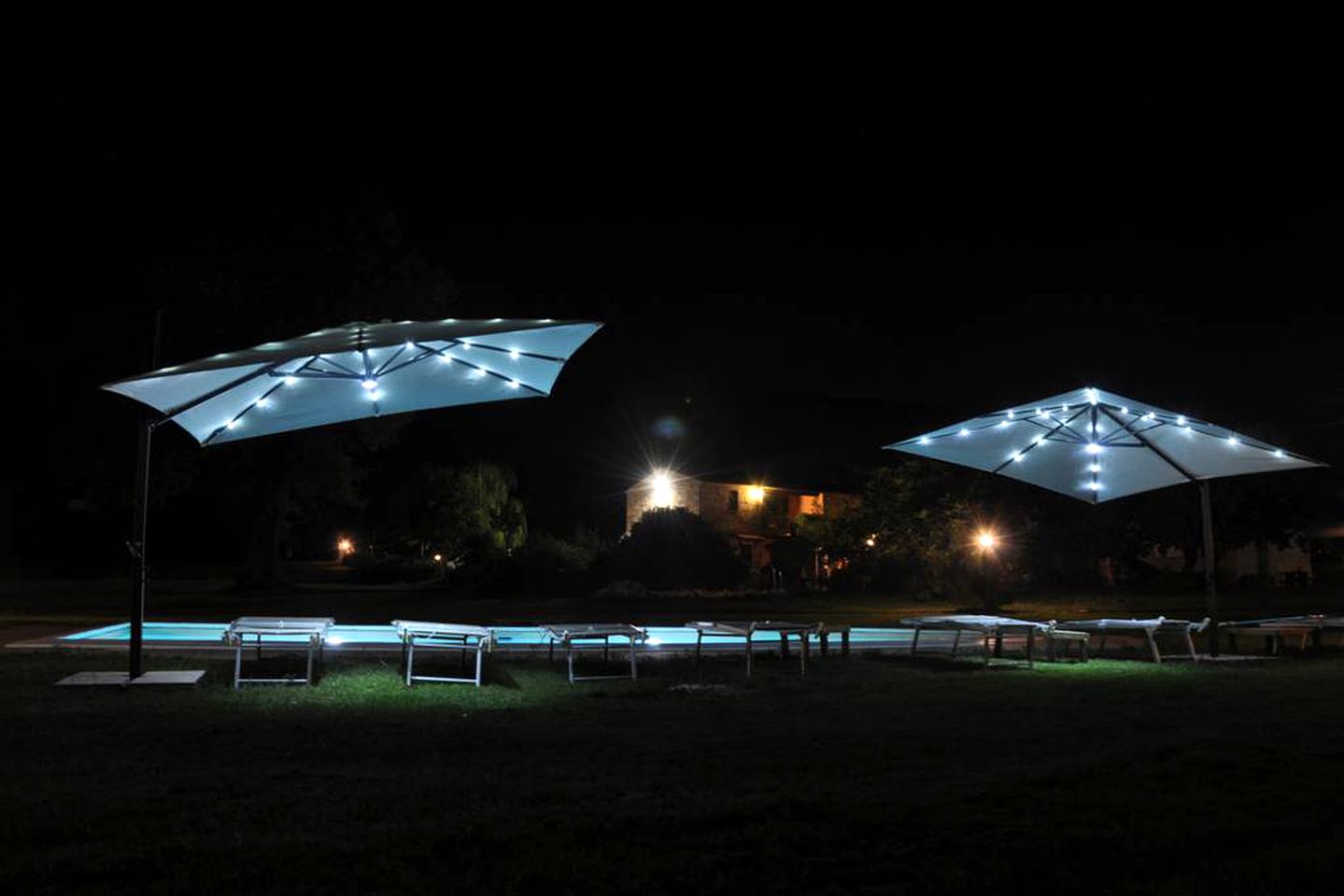 Charming Accommodation in a Country Villa near Lake Fiastra, Italy